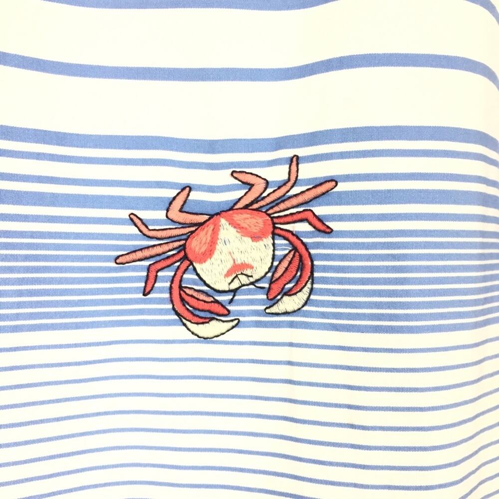 Crown & Ivy | Montauk Weekend Crab Ruffle Top - Picture 5 of 6